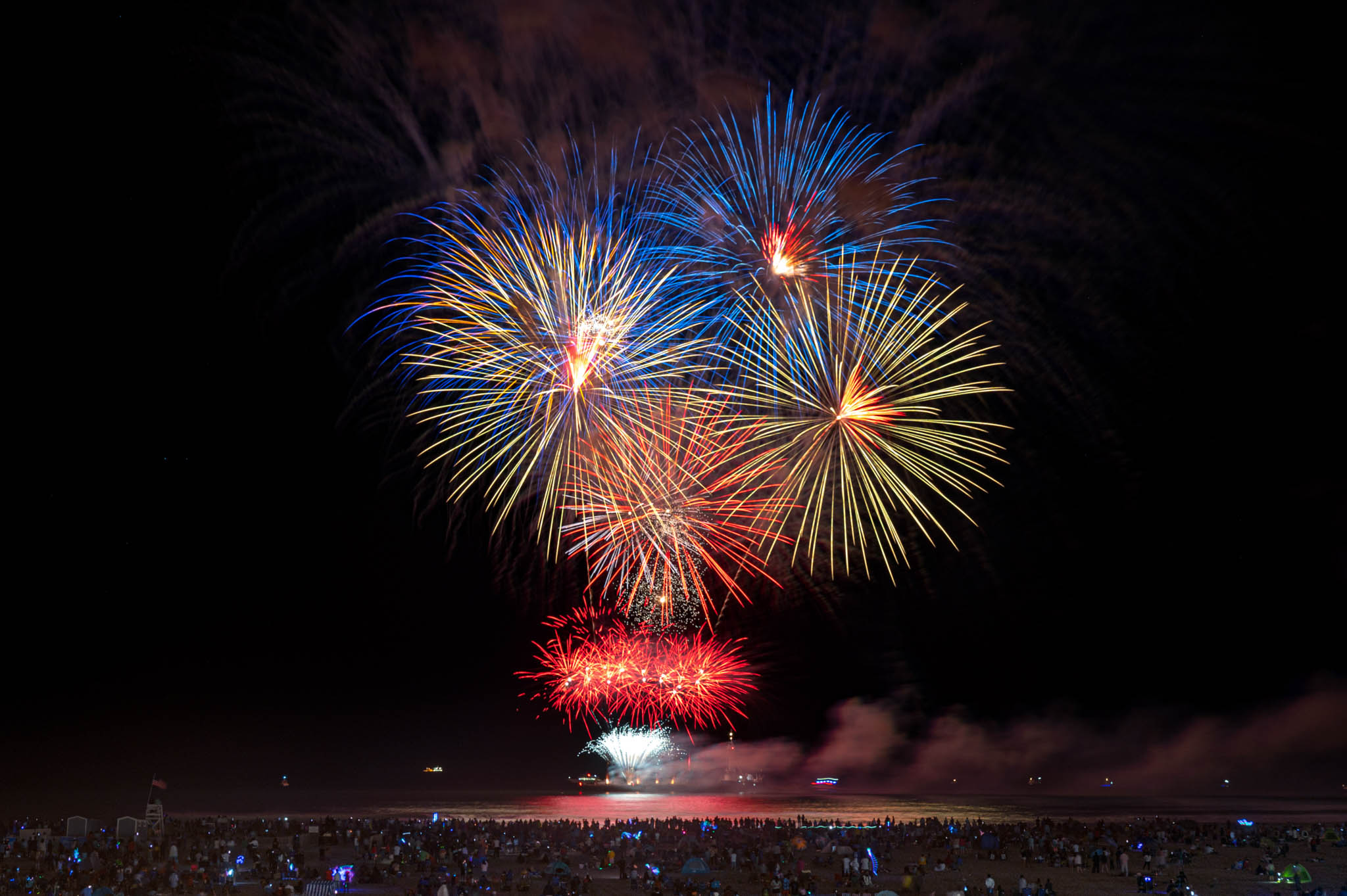 fireworks-jones